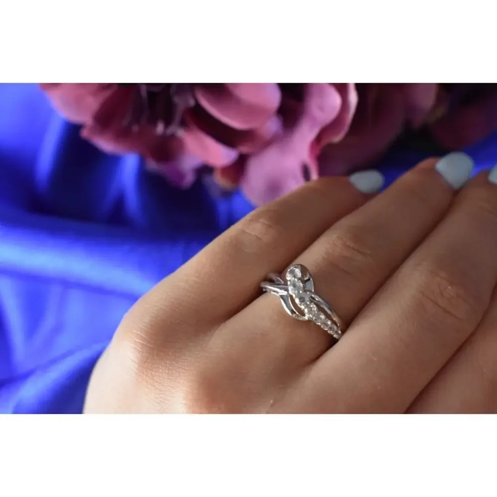 925 Sterling Silver White/Colorless Spinel Ring Size 6.5